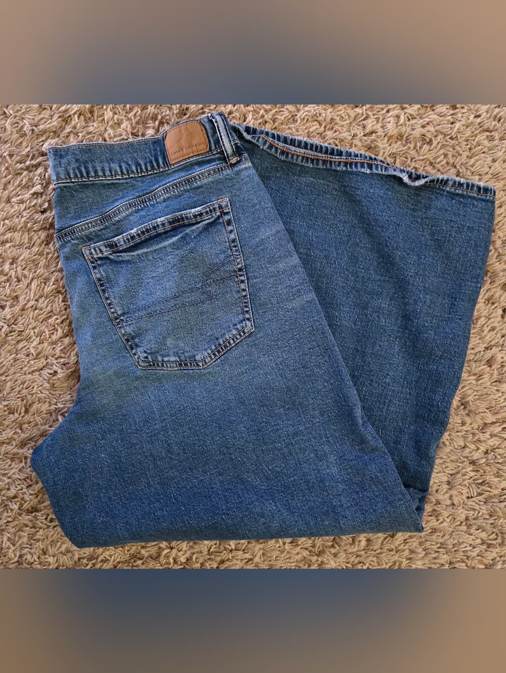 American Eagle Low-Rise Ultra Wide Leg Jeans